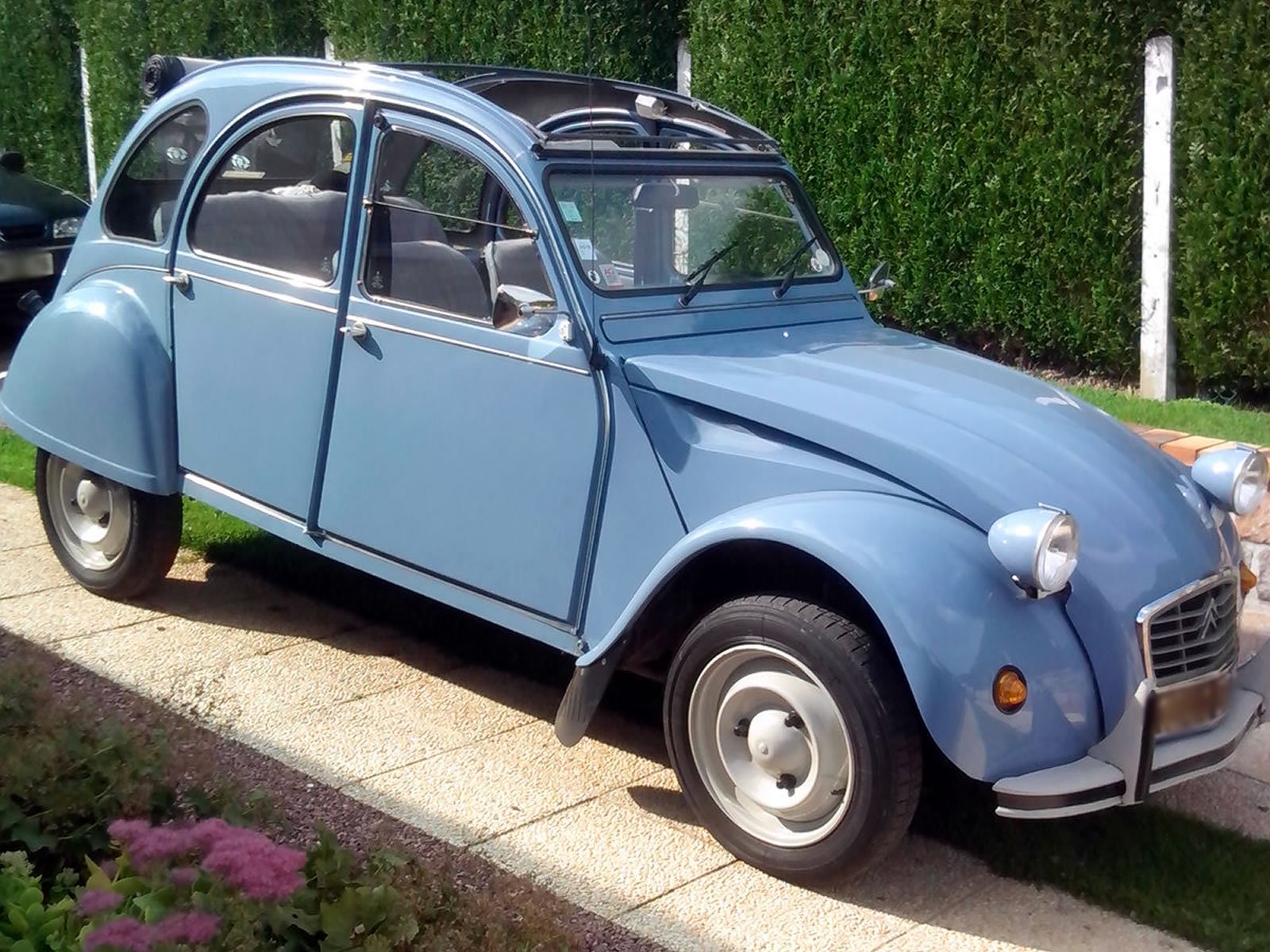 Citroen 2cv6 special