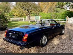 Louer une BENTLEY Azure 360CV de de 1996 (Photo 4)