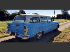 Louer une BUICK Century Station Wagon de de 1955 (Photo 4)