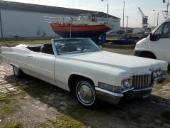 CADILLAC Deville (Photo 1)