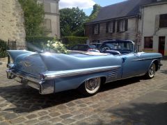 CADILLAC  (Photo 3)