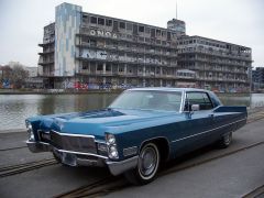 CADILLAC  (Photo 1)