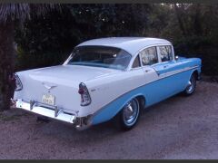 Louer une CHEVROLET Bel Air de de 1956 (Photo 2)