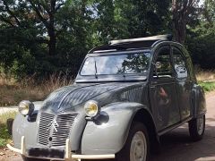 Louer une CITROËN 2CV de de 1959 (Photo 1)