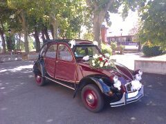 Louer une CITROËN 2CV de de 1981 (Photo 1)