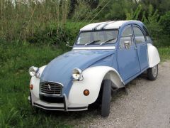 Louer une CITROËN 2CV de de 1988 (Photo 1)