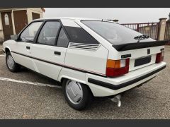 Louer une CITROËN BX 19 GT de de 1986 (Photo 4)