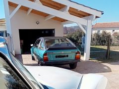 Louer une CITROËN CX Prestige de de 1982 (Photo 3)