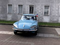 Louer une CITROËN DS 21 Pallas de de 1973 (Photo 2)