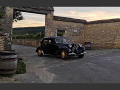 Louer une CITROËN Traction 11 BL de de 1949 (Photo 1)