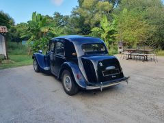 Louer une CITROËN Traction 11 BL de de 1953 (Photo 3)