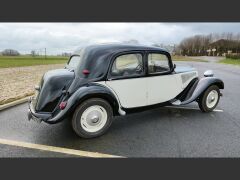 Louer une CITROËN Traction 11 BL de de 1953 (Photo 3)