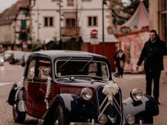 Louer une CITROËN Traction de de 1949 (Photo 2)