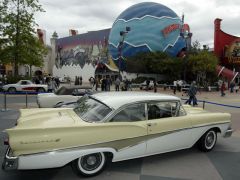 Louer une FORD Fairlane 500 de de 1958 (Photo 4)