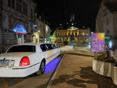 Louer une FORD Lincoln Limousine  de de 2005 (Photo 2)