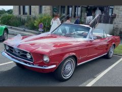 FORD Mustang  (Photo 1)