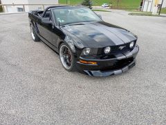 Louer une FORD Mustang GT V8 de de 2006 (Photo 2)