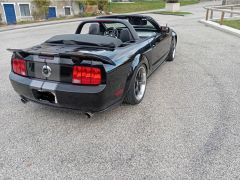 Louer une FORD Mustang GT V8 de de 2006 (Photo 3)