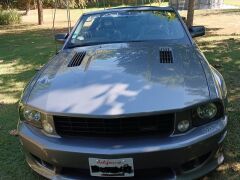 Louer une FORD Mustang Saleen de de 2007 (Photo 1)