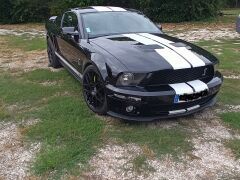 Louer une FORD Mustang Shelby 507CV de de 2007 (Photo 1)