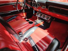 FORD Mustang (Photo 3)