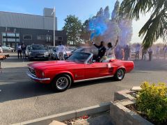 FORD Mustang (Photo 1)