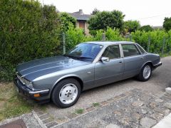 JAGUAR XJ 40 (Photo 1)