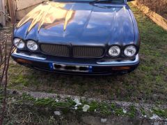 Louer une JAGUAR XJ 8 de de 1998 (Photo 2)