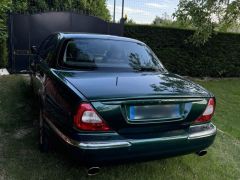 Louer une JAGUAR XJR de de 2000 (Photo 3)