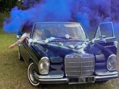 Louer une MERCEDES 280 S de de 1970 (Photo 3)