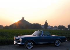 MERCEDES Pagode 280 SL (Photo 1)