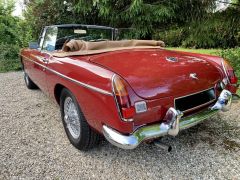 Louer une MG B Roadster MK4 de de 1979 (Photo 3)