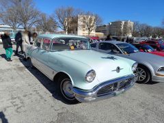 OLDSMOBILE Rocket Super 88 (Photo 1)