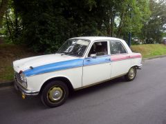 Louer une PEUGEOT 204 de de 1974 (Photo 1)