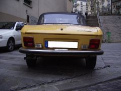 Louer une PEUGEOT 304 de de 1975 (Photo 2)