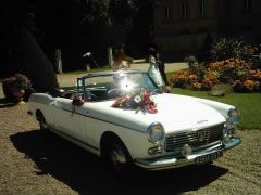 PEUGEOT 404 Cabriolet (Photo 1)