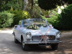 Louer une PEUGEOT 404 de de 1965 (Photo 2)