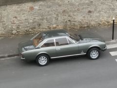 Louer une PEUGEOT 504 Coupé de de 1981 (Photo 3)