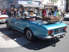 Louer une PEUGEOT 504 de de 1970 (Photo 4)