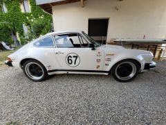 Louer une PORSCHE 911 Targa de de 1967 (Photo 2)