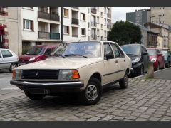 Louer une RENAULT 18 de de 1981 (Photo 2)