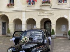 Louer une RENAULT 4CV de de 1956 (Photo 3)