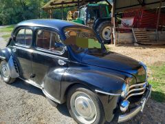 RENAULT 4CV (Photo 1)