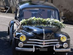 Louer une RENAULT 4CV de de 1960 (Photo 2)