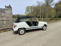 Louer une RENAULT 4L Plein Air de de 1968 (Photo 4)