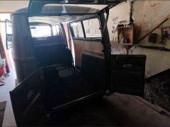 Louer une RENAULT Estafette Alouette de de 1975 (Photo 4)