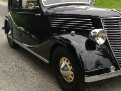 Louer une RENAULT Novaquatre  de de 1938 (Photo 2)