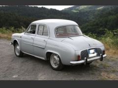 Louer une RENAULT Ondine de de 1962 (Photo 4)