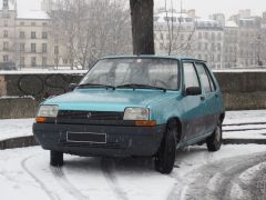 Louer une RENAULT Super 5 de de 1987 (Photo 2)