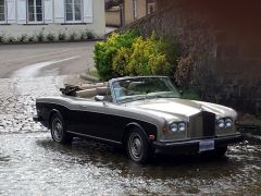 Louer une ROLLS ROYCE Corniche de de 1978 (Photo 2)